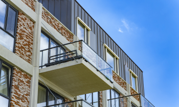 Muiden Bolwerk baksteen balkon
