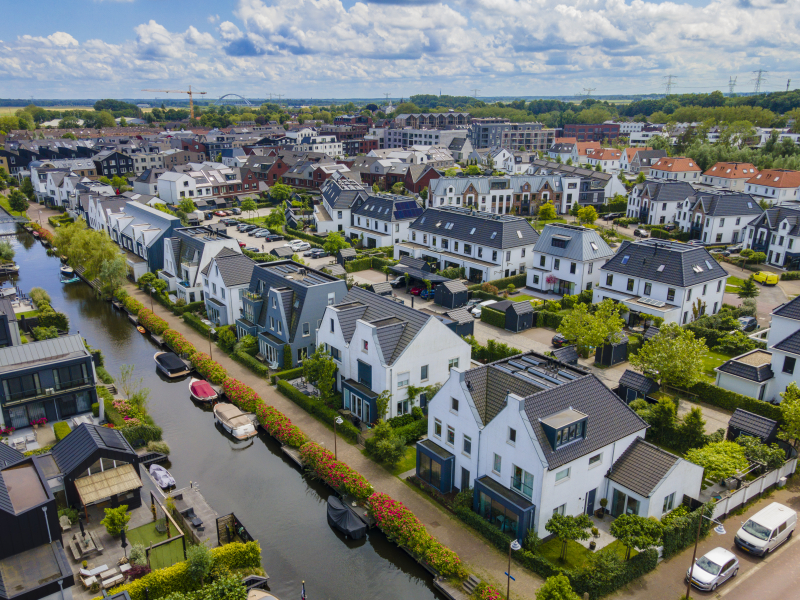 Straat parkje en laan