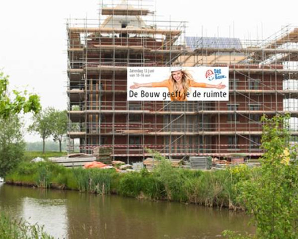 Foto spandoek dag van de bouw.jpg