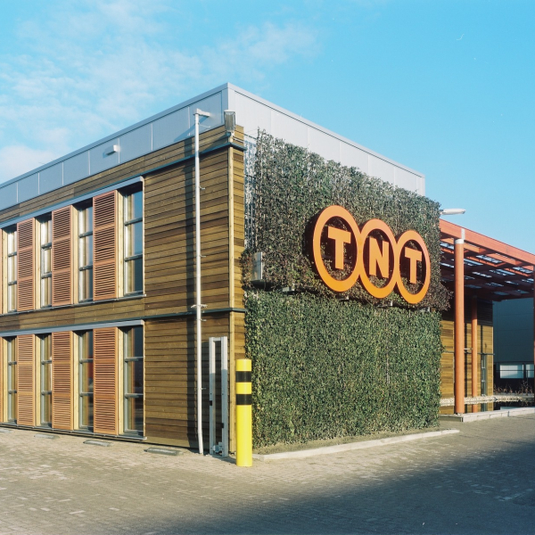 08-0380-05 veenendaal.JPG